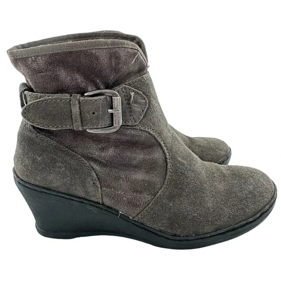 Baretraps womens ankle Omara booties size 8.5 gray suede faux fur wedge boots - Picture 1 of 11